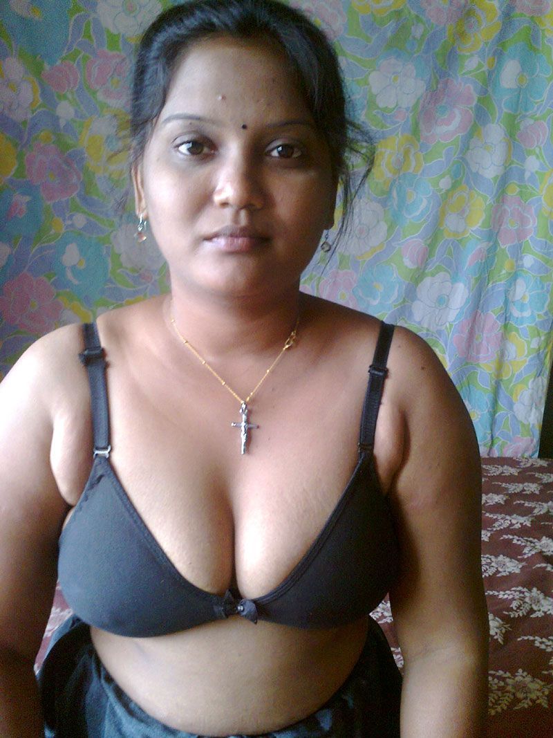 big boobs solo webcam