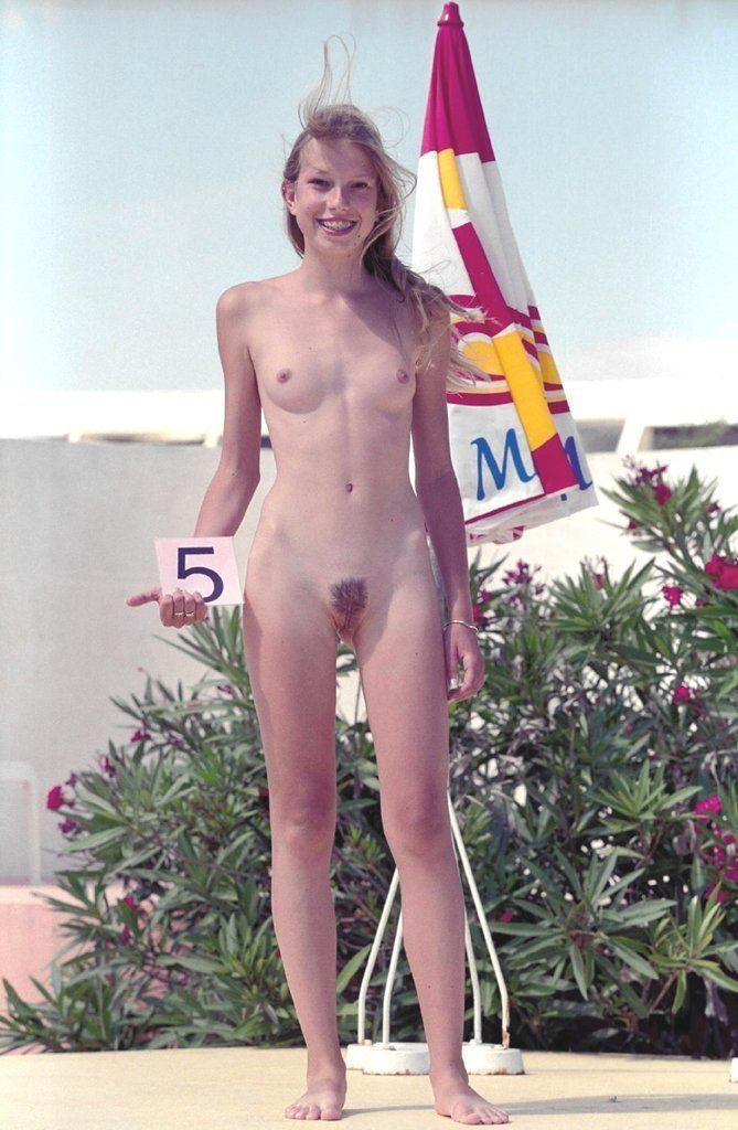 Teens nude contest