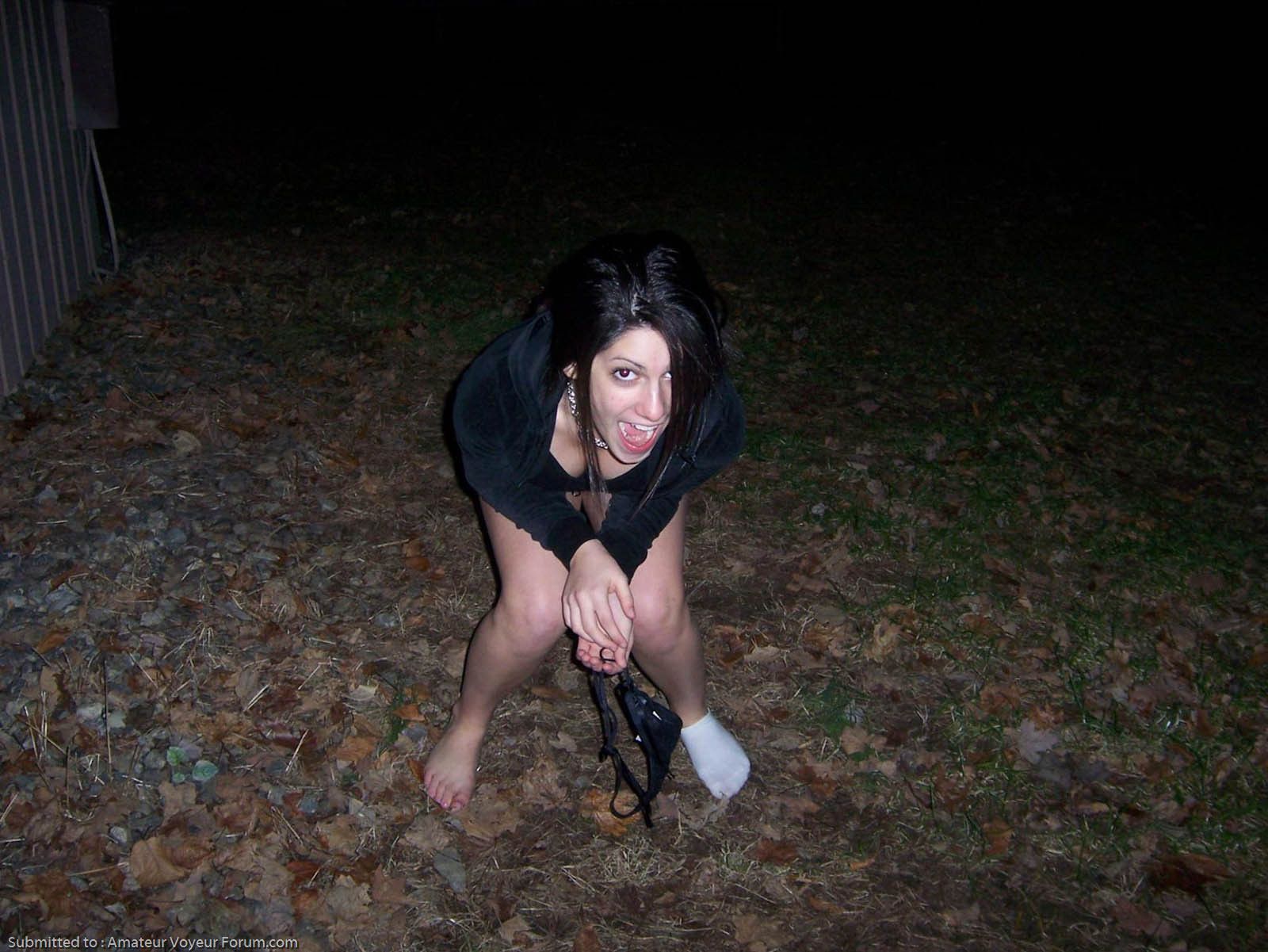 Vice reccomend girls peeing outdoors no underwear