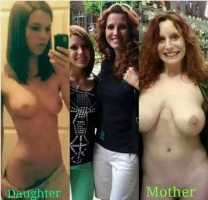 Mother Daughter Nude Selfie
