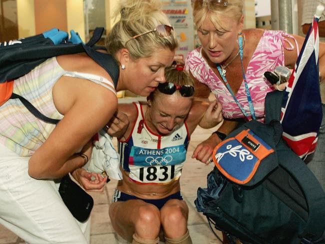 Astro reccomend Paula radcliffe peeing pictures