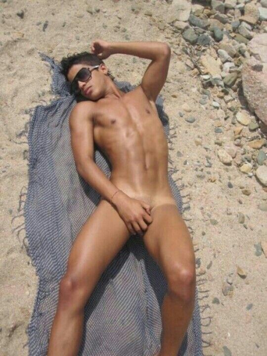 Twink nude beach