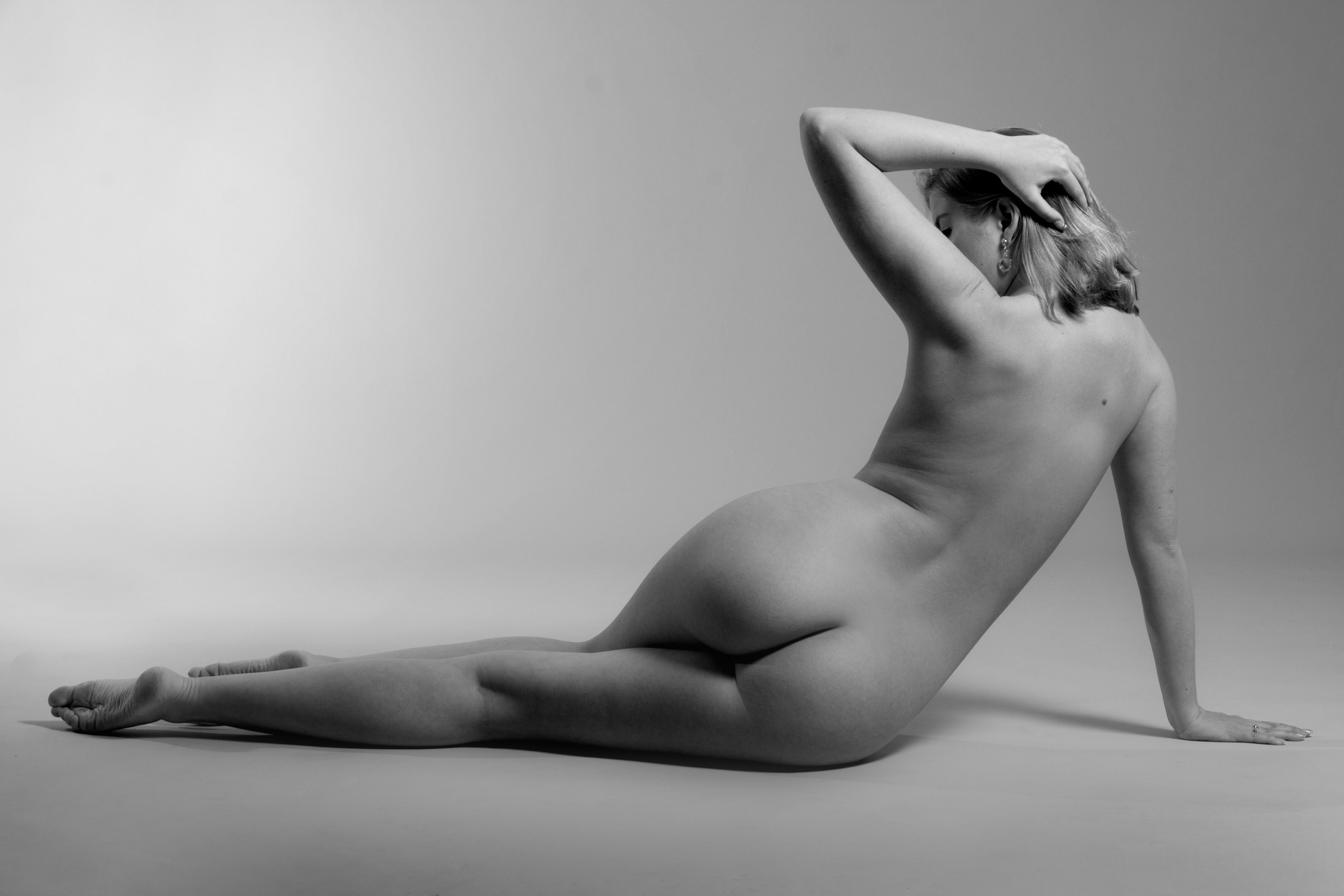 Yak reccomend Art nude figure photography galleries