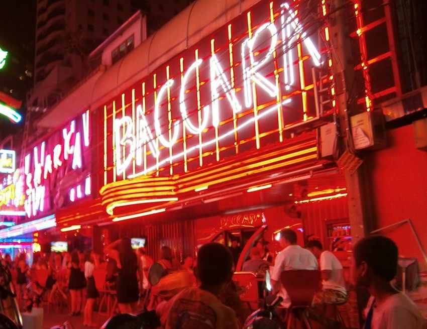 Big L. reccomend Bangkok nightlife live sex women
