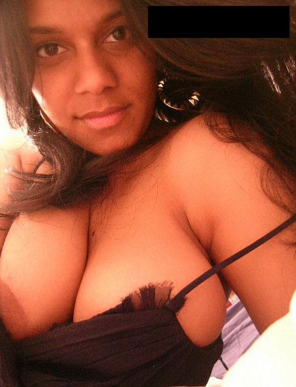 Hot sexy srilankan girl boobs tits