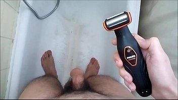 Shaved or unshaved cocks