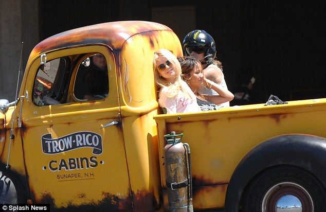 Hot trucks and nakdd women