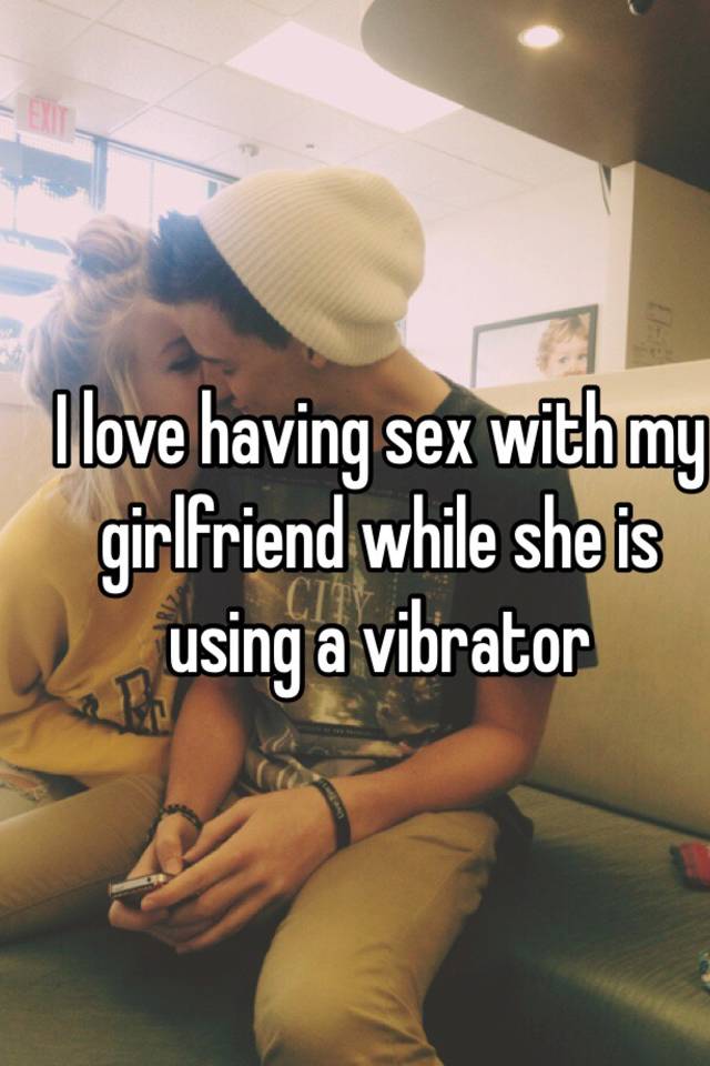My girlfriend trying vibrator